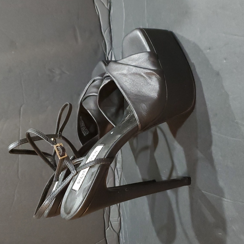 Steve Madden Maricella black twisted strap vamp platform stilettos heels size 10 - Picture 5 of 10